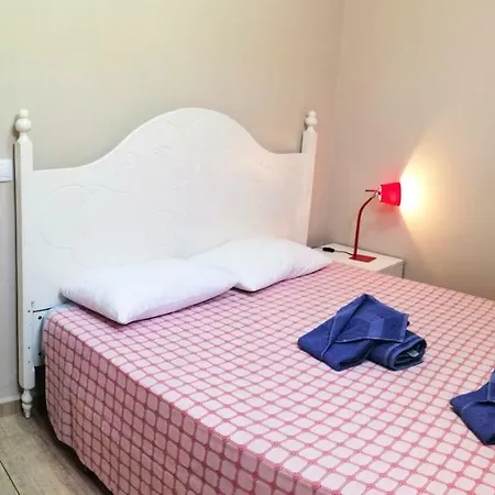 Fantastic 2 Bedrooms Casa Alessandra In Playa Las Americas - 100mt To The Beach, Swimming Pool